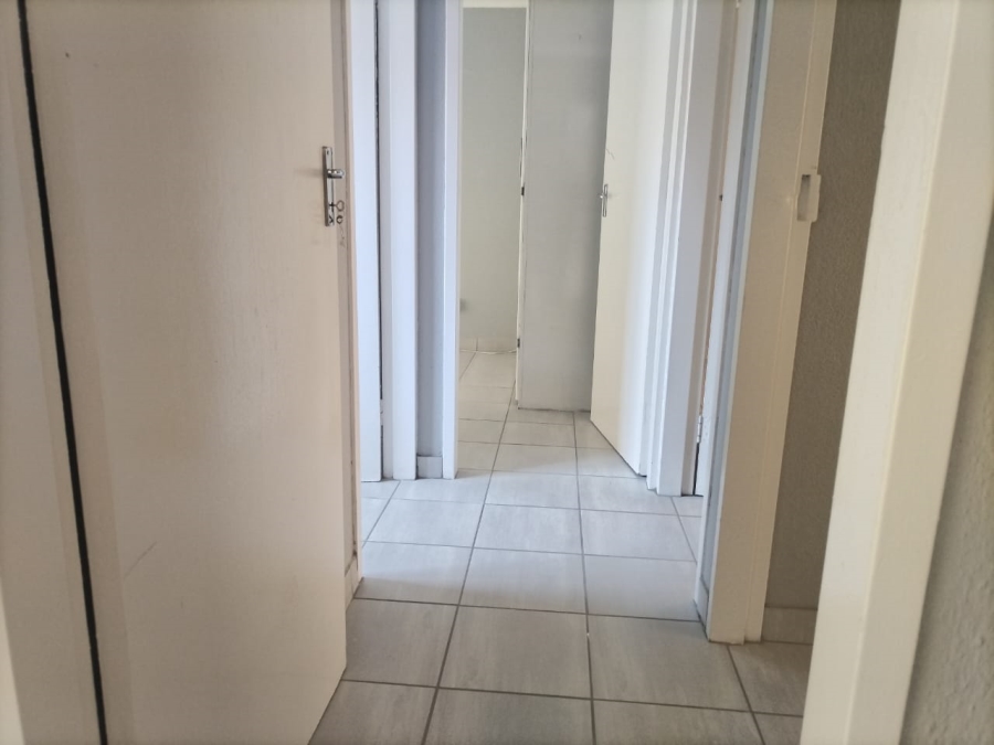 2 Bedroom Property for Sale in Tlhabane West North West